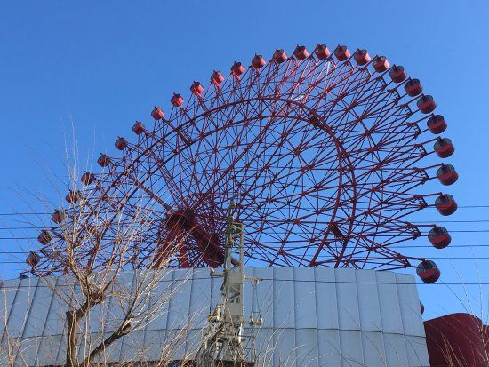 Hep Five Ferris wheel